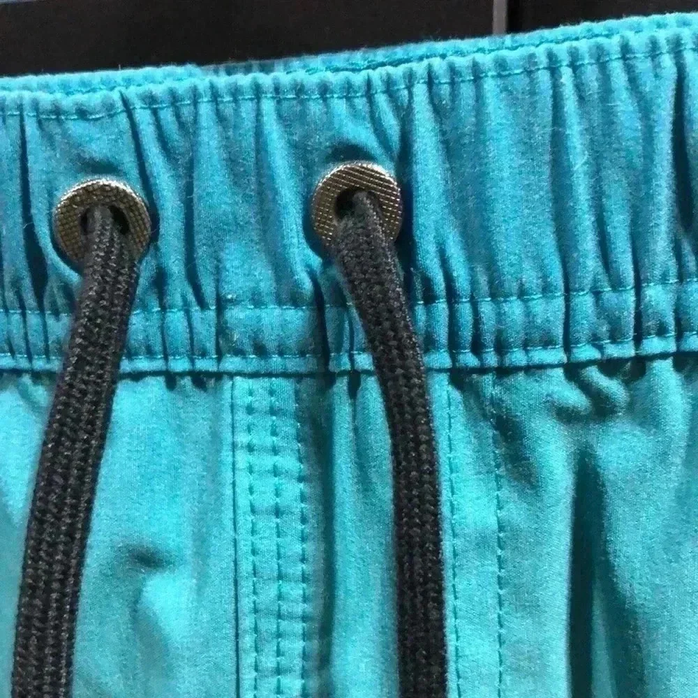 O’Neill Hybrid Ombré aqua shorts,hip/back pockets,lined,elastic drawstring waist